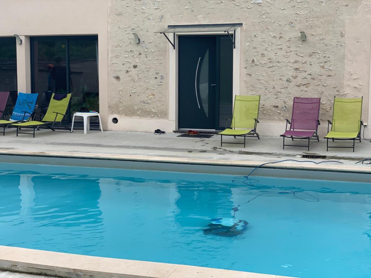 Charme Moderne Bed & Breakfast Le Val-Saint-Germain Dış mekan fotoğraf