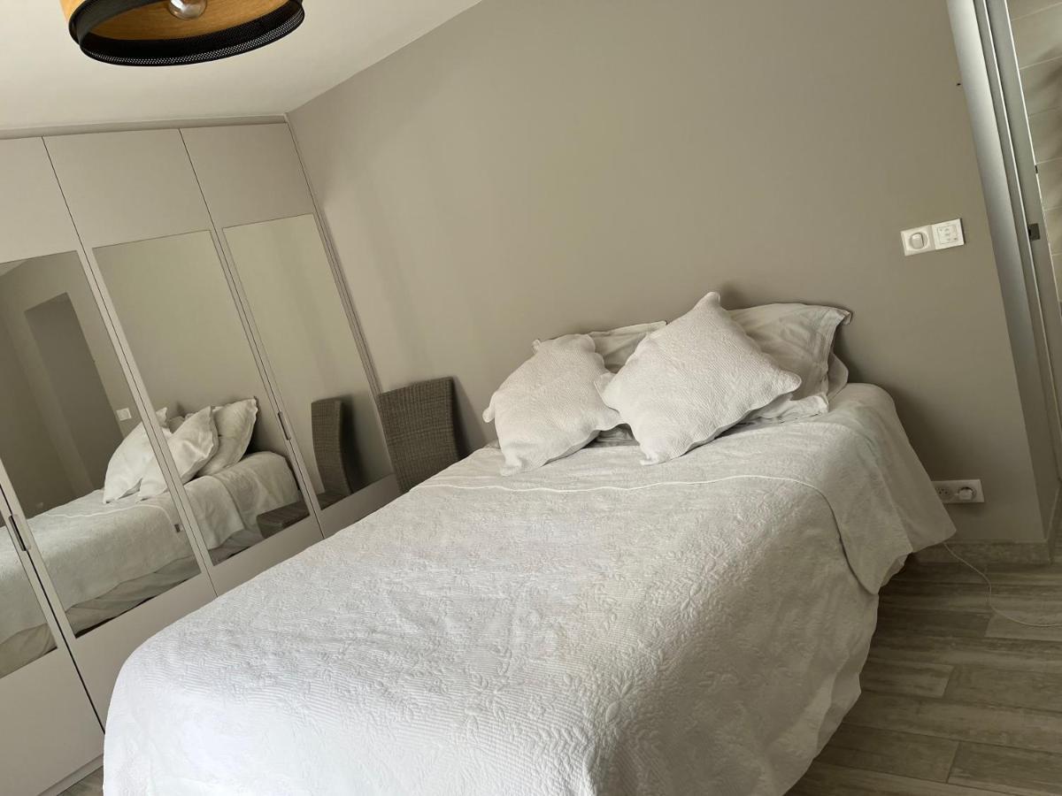 Charme Moderne Bed & Breakfast Le Val-Saint-Germain Dış mekan fotoğraf